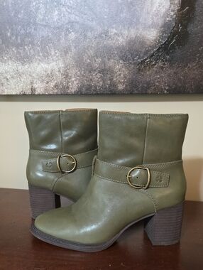 Lucky - Olive Leather Ankle Boots 9.5M